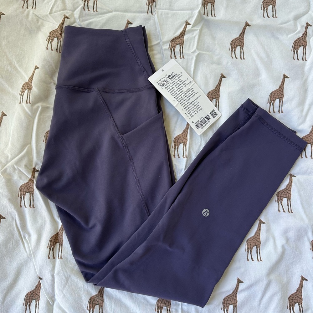 Lululemon Wunder Train High-Rise Tight with Pockets 25"
Nightfall